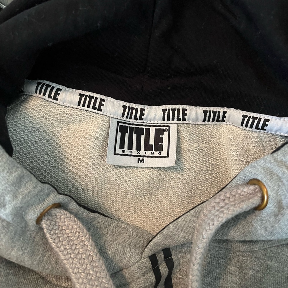 Title boxing men’s hoodie
